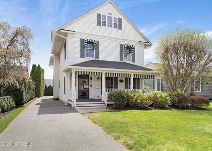 421 Atlantic Avenue - Photo 1