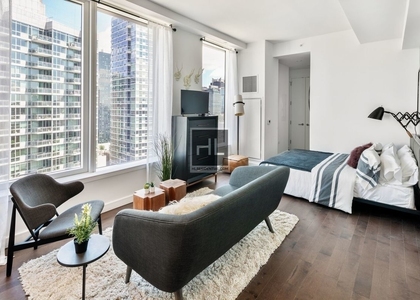 West 36th Street - Photo 1
