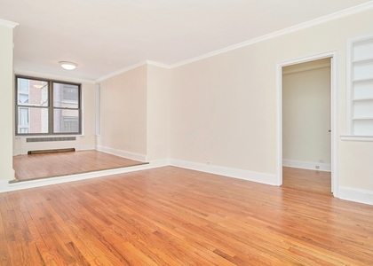 East 24 Street - Photo 1