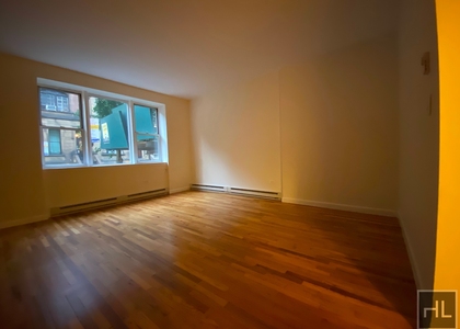 West 73 Street - Photo 1