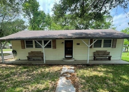 403 Live Oak Street - Photo 1