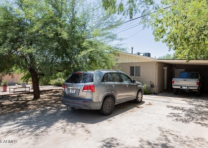 1721 E Sheridan Street - Photo 1