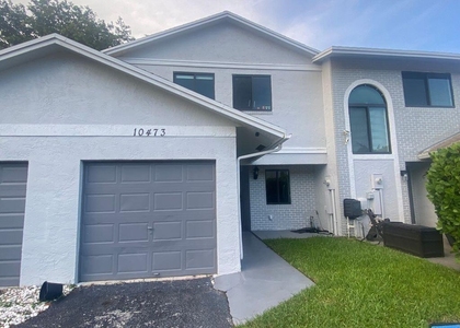 10473 Nw 3rd Street - Photo 1