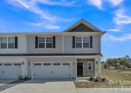 12840 Statesville Road - Photo 1