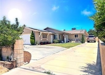 42722 55th Street W - Photo 1