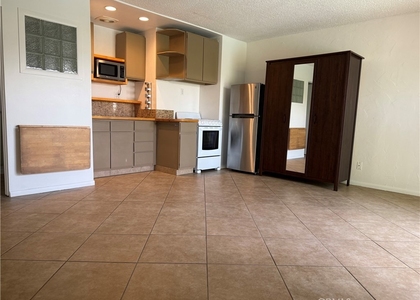 807 E Cottonwood Road - Photo 1