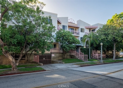 345 N Jackson Street - Photo 1