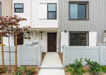 2564 Delphinium Ln - Photo 1