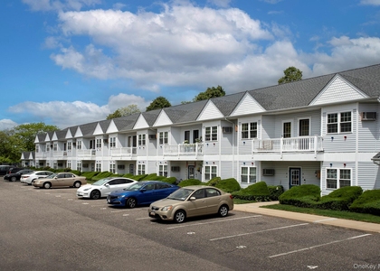 30 Bay Point Court - Photo 1