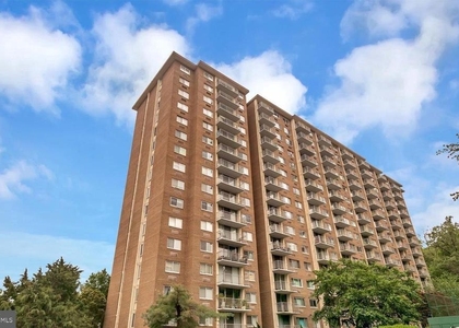 2059 Huntington Avenue - Photo 1