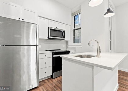 1525 Green Street - Photo 1