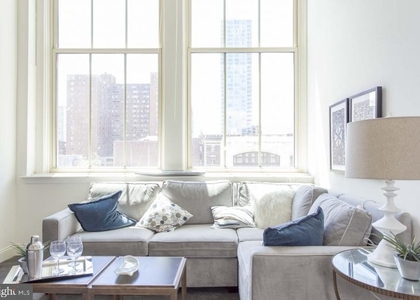 2121 Market Street - Photo 1