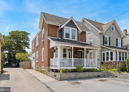 32 W Central Avenue - Photo 1