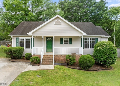 404 Foxbridge Court - Photo 1
