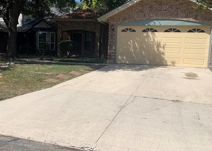 3215 Tree Grove Dr - Photo 1