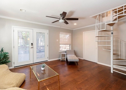 1711 Deerfield Dr - Photo 1