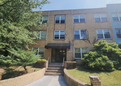 920 Madison Street Nw - Photo 1
