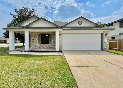1909 Horizon Park Blvd - Photo 1
