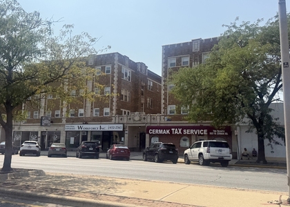 5017 W Cermak Road - Photo 1
