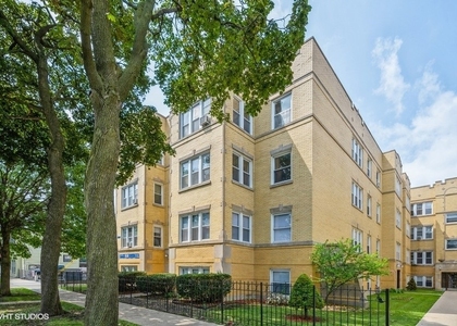 4422 N Saint Louis Avenue - Photo 1