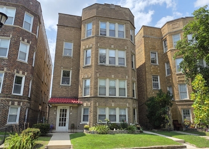 9124 La Crosse Avenue - Photo 1