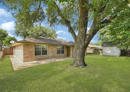 7323 Log View Drive - Photo 1