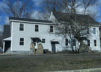 35 South - Photo 1