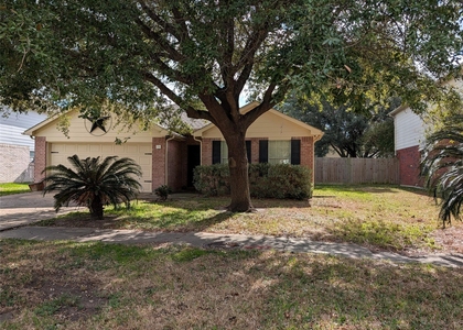 714 N Vista Drive - Photo 1