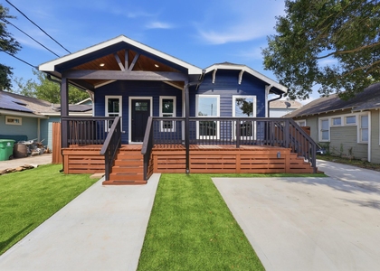 105 Opal Court - Photo 1