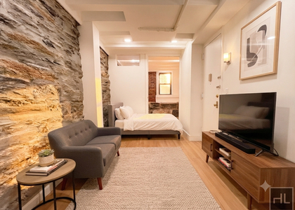West 53 Street - Photo 1