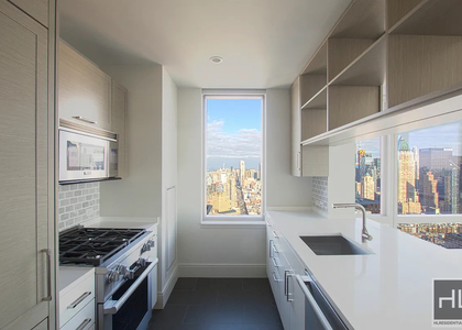 Tenth Avenue - Photo 1