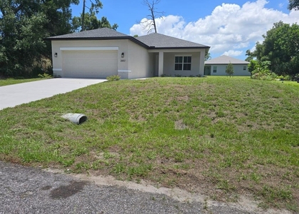 2857 Shady Avenue - Photo 1