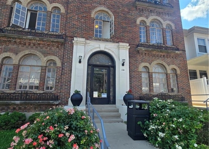 218 S 15th Street - Photo 1