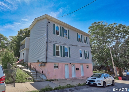 19 Hawkins Street - Photo 1