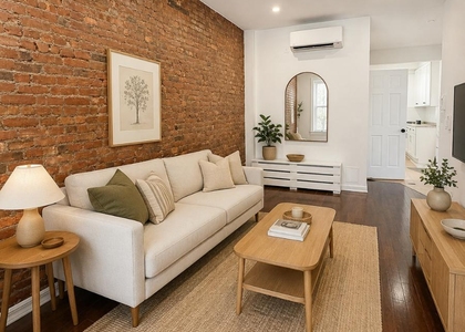 291 Fifth Avenue - Photo 1