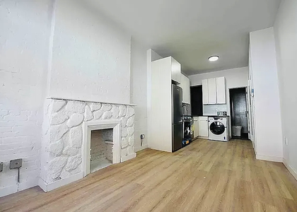 446 West 55th Street - Photo 1