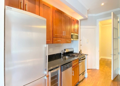 Leroy Street - Photo 1