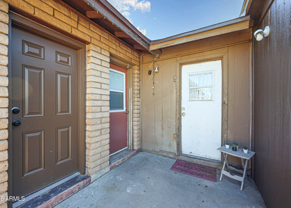 558 S Lesueur -- - Photo 1