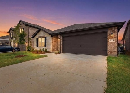 825 Birdie Drive - Photo 1
