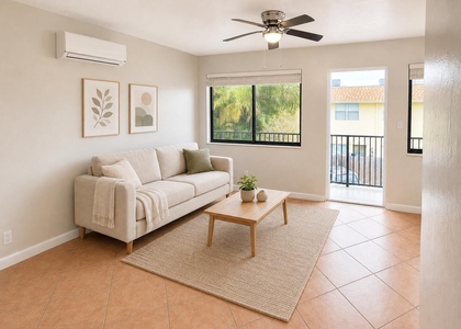 2621 Ne 1st Street - Photo 1