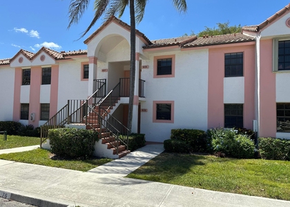 301 Norwood Terrace - Photo 1