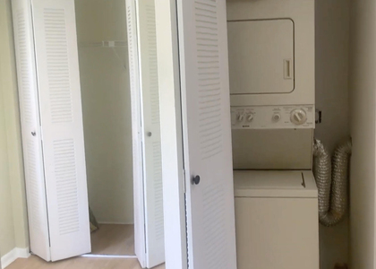 5200 Nw 31st Avenue - Photo 1