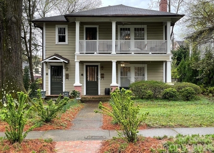 218 Circle Avenue - Photo 1