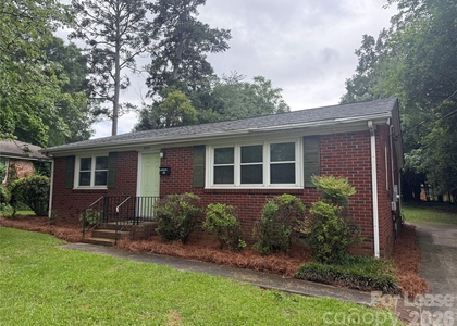 4914 Unaka Avenue - Photo 1