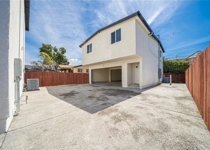 238 W 84th - Photo 1