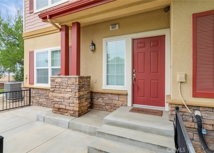1510 Orange Avenue - Photo 1