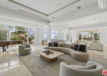 360 Trousdale Place - Photo 1