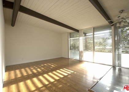 11133 Rose Avenue - Photo 1