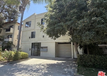 13406 Moorpark Street - Photo 1
