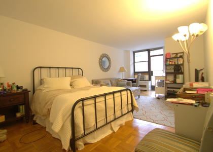 East 35th Street - Photo 1